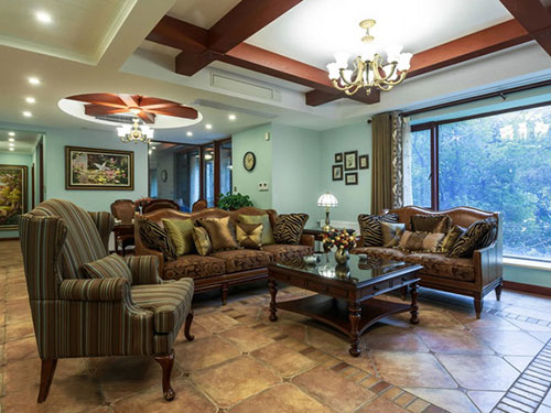 北辰三角洲客戶的室內(nèi)美妝秀